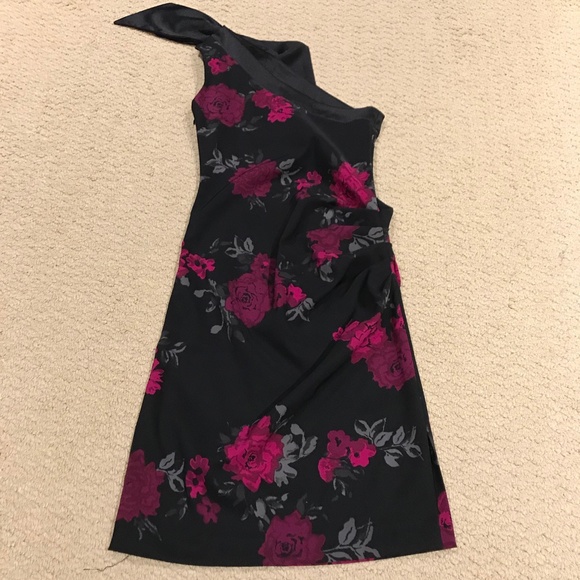 Jacob One Shoulder Dress - Picture 4 of 5